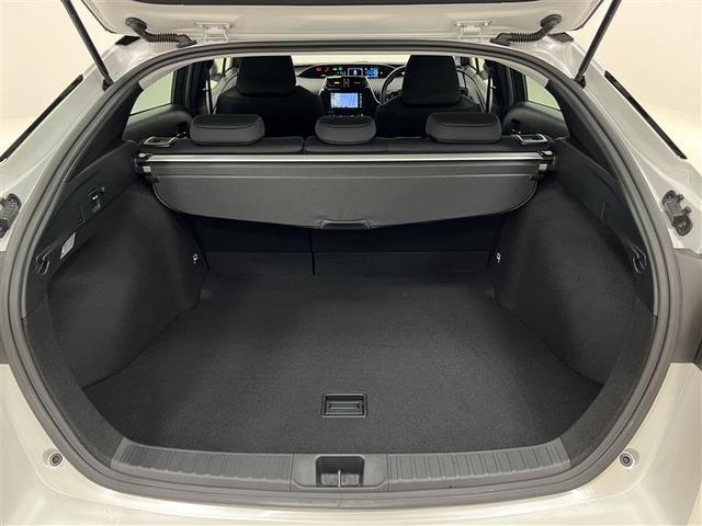 プリウス SセーフティプラスII 衝突被害軽減ブレーキ ブラインドスポットモニター リヤクロストラフィックアラート 7インチSDナビ パノラミックビューモニター ETC2.0 AC100V(1500W使用可) スマートキー 点検記録簿(28枚目)