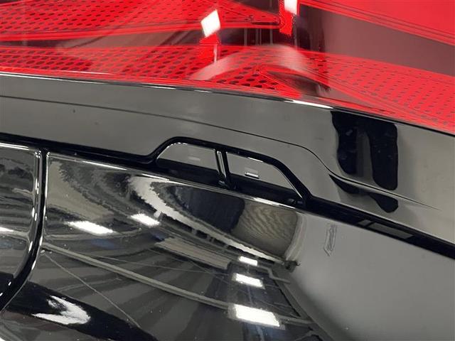 パワーバックドアは、車両両サイドにあるスイッチで開閉操作出来ます！