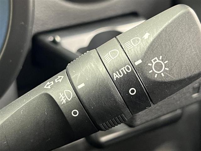 パッソ モーダ　チャーム　衝突被害軽減ブレーキ　ＬＥＤライト　オートハイビーム　７インチＳＤナビ　ワンセグＴＶ　ブルートゥース　ＣＤ　ＳＤ　パノラミックビューモニター　ＥＴＣ　運転席シートヒーター　電子カードキー　点検記録簿（11枚目）