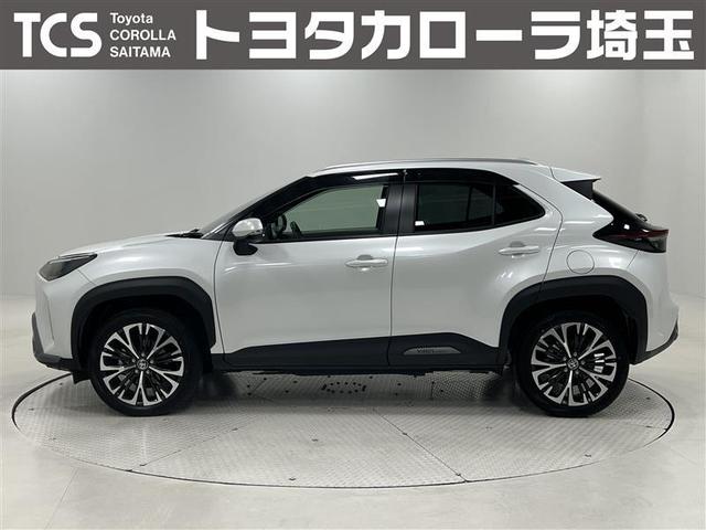 ヤリスクロス ハイブリッドZ アドベンチャー トヨタセーフティセンス ブラインドスポットモニター リヤクロストラフィックアラート ディスプレイオーディオ TV パノラミックビューモニター ETC2.0 前後ドラレコ スペアタイヤ 点検記録簿(4枚目)