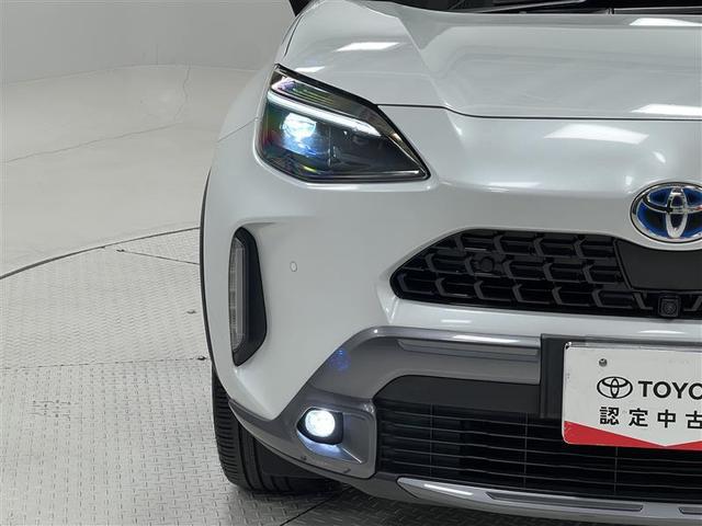 ヤリスクロス ハイブリッドZ アドベンチャー トヨタセーフティセンス ブラインドスポットモニター リヤクロストラフィックアラート ディスプレイオーディオ TV パノラミックビューモニター ETC2.0 前後ドラレコ スペアタイヤ 点検記録簿(5枚目)