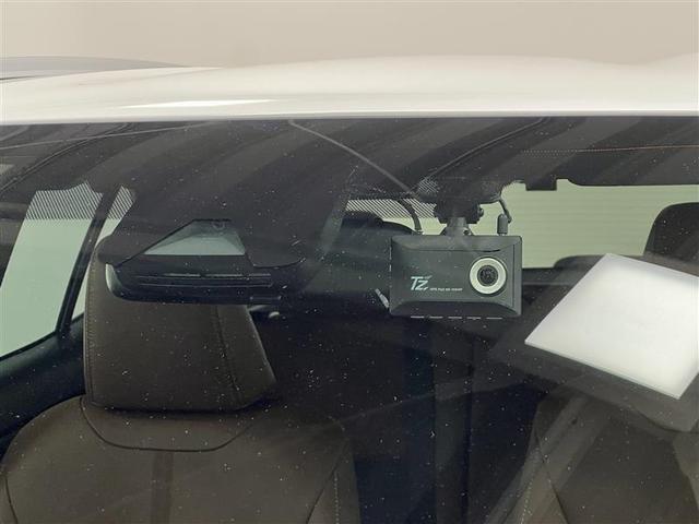 ヤリスクロス ハイブリッドZ アドベンチャー トヨタセーフティセンス ブラインドスポットモニター リヤクロストラフィックアラート ディスプレイオーディオ TV パノラミックビューモニター ETC2.0 前後ドラレコ スペアタイヤ 点検記録簿(23枚目)