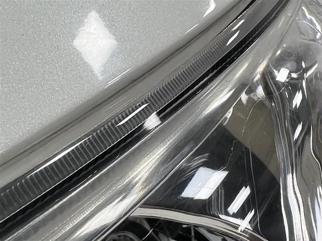 カローラアクシオ １．５ラグゼール　ワンセグＴＶ　メモリナビ　オートエアコン　スマートキー　ワンオーナー　横滑り防止（6枚目）