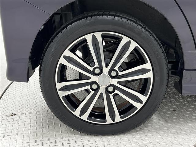 タイヤサイズは１６５／５５Ｒ１５！残り溝は５ミリ程度です！純正アルミホイール！