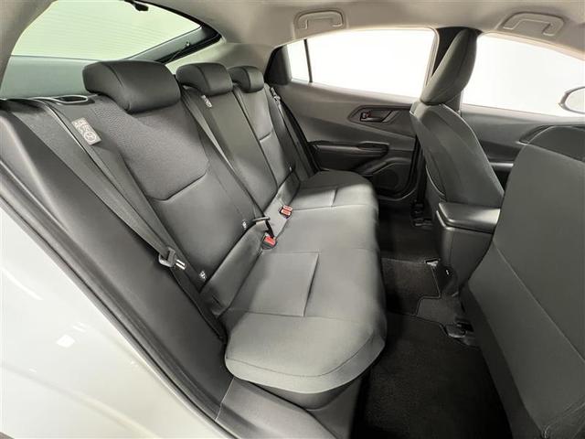 プリウス X 盗難防止装置 フルセグTV 100V電源 LED TVナビ ESC クルコン ミュージックプレイヤー接続可 スマートキー AC キーフリー ドライブレコーダー メモリーナビ ETC サイドエアバック(19枚目)