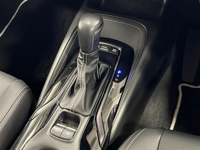 カローラツーリング ハイブリッド　ダブルバイビー　メディアプレイヤー接続　バックモニター　フルセグＴＶ　ＬＥＤライト　ワンオーナー　点検記録簿　クルコン　横滑り防止　盗難防止装置　ナビ・ＴＶ　ドライブレコーダー　エアバッグ　ＥＴＣ　ＡＢＳ　キーレス（24枚目）