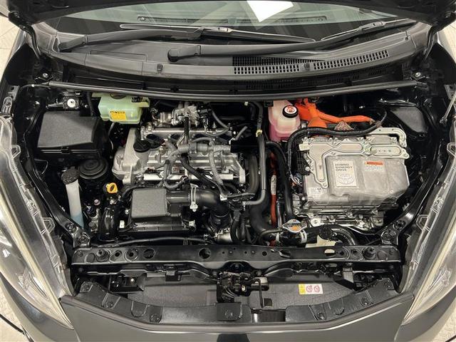 アクア Ｇ　モデリスタフルエアロ＆１６インチＡＷ　衝突被害軽減ブレーキ　ＬＥＤライト＆フォグ　９インチＳＤナビ　バックモニター　ＥＴＣ２．０　リモートスターター　スペアタイヤ　スマートキー　点検記録簿（9枚目）