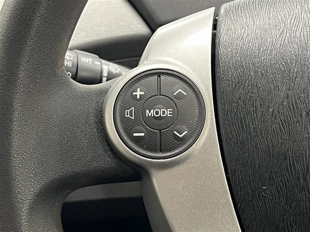 プリウス Ｓ　Ｂモニタ－　フルセグ地デジ　インテリキー　デュアルエアバック　エアＢ　イモビライザー　ＤＶＤ再生可能　ナビＴＶ　ＡＵＴＯエアコン　横スベリ防止　アルミホイール　ＥＴＣ装備　ＡＢＳ　サイドエアバッグ（9枚目）