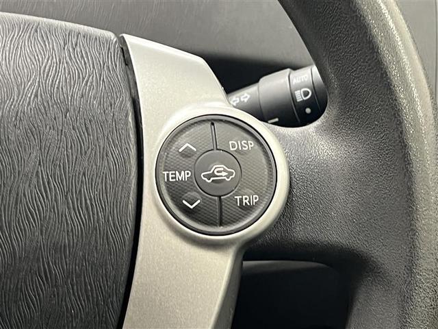 プリウス Ｓ　Ｂモニタ－　フルセグ地デジ　インテリキー　デュアルエアバック　エアＢ　イモビライザー　ＤＶＤ再生可能　ナビＴＶ　ＡＵＴＯエアコン　横スベリ防止　アルミホイール　ＥＴＣ装備　ＡＢＳ　サイドエアバッグ（10枚目）