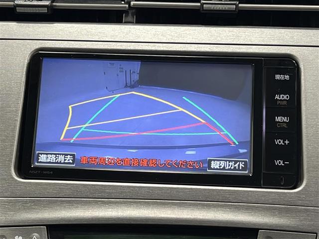 プリウス Ｓ　Ｂモニタ－　フルセグ地デジ　インテリキー　デュアルエアバック　エアＢ　イモビライザー　ＤＶＤ再生可能　ナビＴＶ　ＡＵＴＯエアコン　横スベリ防止　アルミホイール　ＥＴＣ装備　ＡＢＳ　サイドエアバッグ（15枚目）
