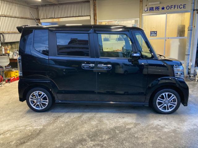 N-BOXカスタム G・Lパッケージ スマートキー HIDライト 両側パワースライドドア 純正ナビ ワンセグTV Bluetoothオーディオ バックカメラ ETC(4枚目)