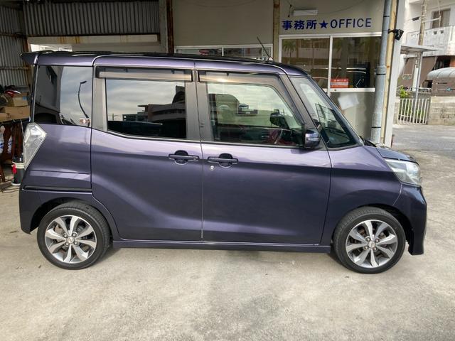 デイズルークス ハイウェイスター　ターボ　インテリキー　プッシュスタート　ターボ　両側パワースライドドア　ＨＩＤライト　純正フルセグナビ　Ｂｌｕｅｔｏｏｔｈ　アラウンドビューモニター　前後ドライブレコーダー　ＥＴＣ（4枚目）