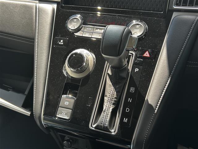 デリカＤ：５ シャモニー　バックカメラ・両側電動スライドドア・電動リフトゲート・車線逸脱警報システム・レーダークルーズコントロールシステム・衝突被害軽減ブレーキシステム・オートマチックハイビーム・誤発進抑制機能（前進時）（5枚目）