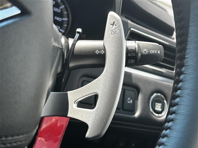 デリカＤ：５ シャモニー　バックカメラ・両側電動スライドドア・電動リフトゲート・車線逸脱警報システム・レーダークルーズコントロールシステム・衝突被害軽減ブレーキシステム・オートマチックハイビーム・誤発進抑制機能（前進時）（12枚目）