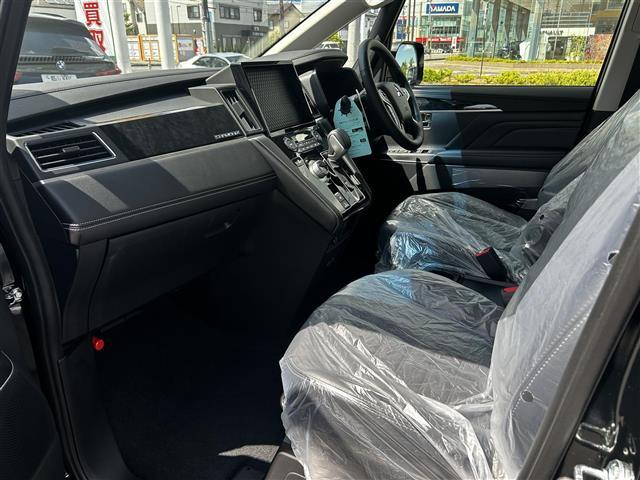 デリカＤ：５ シャモニー　バックカメラ・両側電動スライドドア・電動リフトゲート・車線逸脱警報システム・レーダークルーズコントロールシステム・衝突被害軽減ブレーキシステム・オートマチックハイビーム・誤発進抑制機能（前進時）（22枚目）