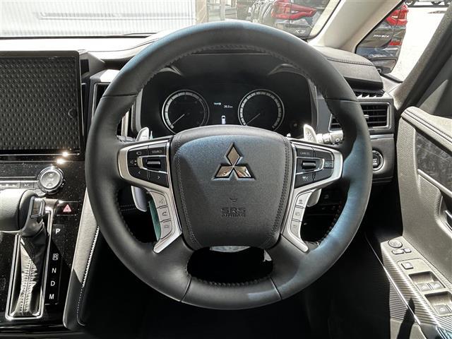 デリカＤ：５ シャモニー　バックカメラ・両側電動スライドドア・電動リフトゲート・車線逸脱警報システム・レーダークルーズコントロールシステム・衝突被害軽減ブレーキシステム・オートマチックハイビーム・誤発進抑制機能（前進時）（30枚目）