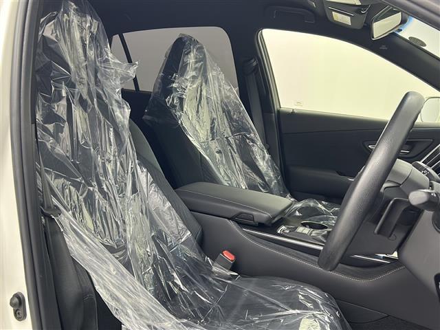 クラウン RS-B ナビ ETC フルセグ バックカメラ 衝突軽減装置 前席パワーシート レーダークルーズ パドルシフト クリアランソソナー オートライト デュアルエアコン 純正18インチアルミホイール スマートキー(13枚目)