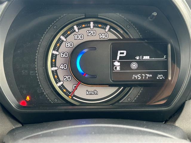 スペーシアギア ハイブリッドＸＺ　禁煙車／スズキセーフティーサポート／ＨＵＤ／純正９型ナビ／全周囲カメラ／／両側パワースライドドア／シートヒーター／ＥＴＣ／ドラレコ／スペアキー／ＬＥＤヘッドライト／純正１４インチＡＷ／純正フロアマット（12枚目）
