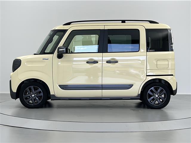 スペーシアギア ハイブリッドＸＺ　禁煙車／スズキセーフティーサポート／ＨＵＤ／純正９型ナビ／全周囲カメラ／／両側パワースライドドア／シートヒーター／ＥＴＣ／ドラレコ／スペアキー／ＬＥＤヘッドライト／純正１４インチＡＷ／純正フロアマット（39枚目）