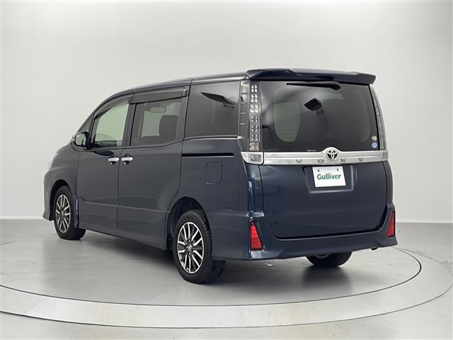 ヴォクシー ＺＳ　煌　禁煙車　フリップダウンモニター　両側パワースライドドア　　純正ナビ　オートハイビーム　ＥＴＣ　バックカメラ　ＬＥＤライト　フルセグＴＶ　スタッドレス積込　レーンアシスト　プリクラッシュセーフティ（19枚目）