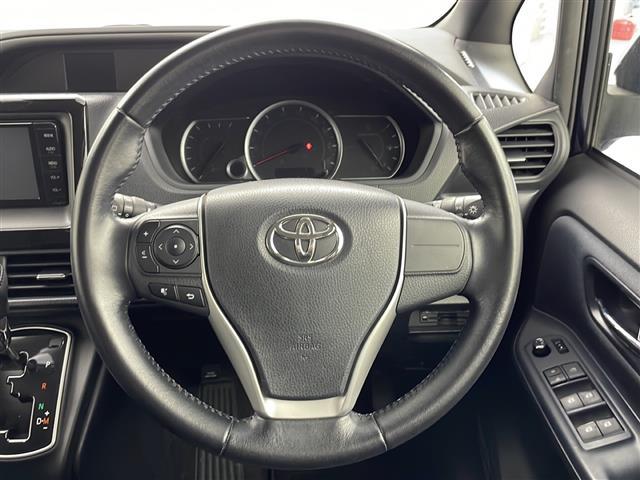 ヴォクシー ＺＳ　煌　禁煙車　フリップダウンモニター　両側パワースライドドア　　純正ナビ　オートハイビーム　ＥＴＣ　バックカメラ　ＬＥＤライト　フルセグＴＶ　スタッドレス積込　レーンアシスト　プリクラッシュセーフティ（20枚目）