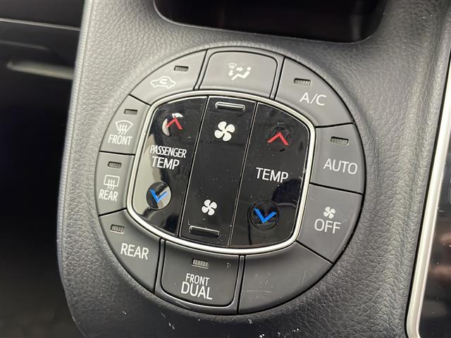 ヴォクシー ＺＳ　煌　禁煙車　フリップダウンモニター　両側パワースライドドア　　純正ナビ　オートハイビーム　ＥＴＣ　バックカメラ　ＬＥＤライト　フルセグＴＶ　スタッドレス積込　レーンアシスト　プリクラッシュセーフティ（25枚目）