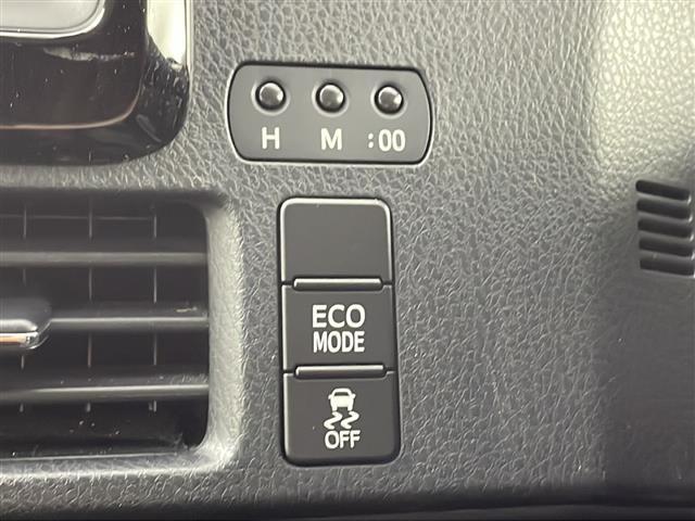 ヴォクシー ＺＳ　煌　禁煙車　フリップダウンモニター　両側パワースライドドア　　純正ナビ　オートハイビーム　ＥＴＣ　バックカメラ　ＬＥＤライト　フルセグＴＶ　スタッドレス積込　レーンアシスト　プリクラッシュセーフティ（28枚目）