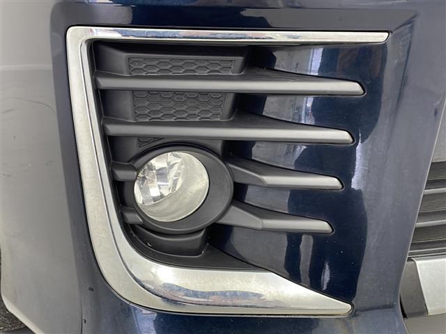 ヴォクシー ＺＳ　煌　禁煙車　フリップダウンモニター　両側パワースライドドア　　純正ナビ　オートハイビーム　ＥＴＣ　バックカメラ　ＬＥＤライト　フルセグＴＶ　スタッドレス積込　レーンアシスト　プリクラッシュセーフティ（40枚目）