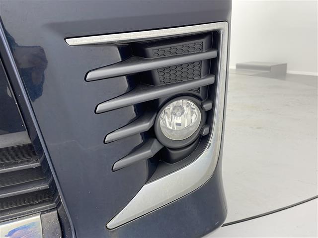 ヴォクシー ＺＳ　煌　禁煙車　フリップダウンモニター　両側パワースライドドア　　純正ナビ　オートハイビーム　ＥＴＣ　バックカメラ　ＬＥＤライト　フルセグＴＶ　スタッドレス積込　レーンアシスト　プリクラッシュセーフティ（41枚目）