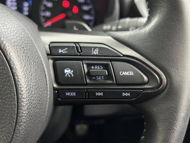 GRヤリス RS 禁煙車/純正ナビ機能付きDA/ETC/バックカメラ/カーボン調ルーフ/BSM/HUD/衝突軽減装置/前後ドラレコ/レーダークルーズコントロール/パドルシフトオートライト/オートエアコン(6枚目)