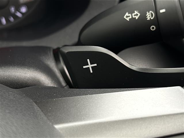 GRヤリス RS 禁煙車/純正ナビ機能付きDA/ETC/バックカメラ/カーボン調ルーフ/BSM/HUD/衝突軽減装置/前後ドラレコ/レーダークルーズコントロール/パドルシフトオートライト/オートエアコン(9枚目)