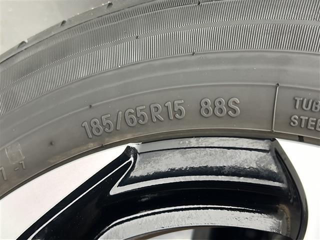 シエンタ ハイブリッドＺ　禁煙車／純正ナビ機能付きＤＡ／ＥＴＣ／１００電源／バックカメラ／両側電動スライドドア／衝突軽減装置／純正１５インチアルミホイール／Ｂｌｕｅｔｏｏｔｈ／オートライト１／オートエアコン／ＬＥＤヘッドライト（41枚目）