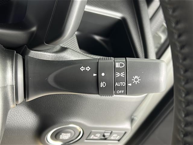 スペーシアカスタム ハイブリッドXS 届出済未使用車 全方位モニター ヘッドアップディスプレイ スズキコネクト対応ナビ フルセグTV レーダークルーズコントロール シートヒーター 両側電動スライドドア ステアリングヒーター(12枚目)