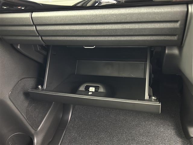 スペーシアカスタム ハイブリッドXS 届出済未使用車 全方位モニター ヘッドアップディスプレイ スズキコネクト対応ナビ フルセグTV レーダークルーズコントロール シートヒーター 両側電動スライドドア ステアリングヒーター(31枚目)