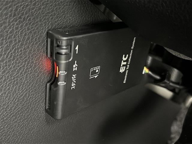 エルグランド 250ハイウェイスターS 禁煙車/純正ナビ/全周囲カメラ/ETCフルセグ/衝突軽減装置/両側電動スライドドア/ドライブレコーダー/Bluetooth/ハーフレザーシート/オートライト/オートエアコン/スマートキー(8枚目)