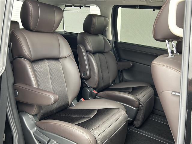 エルグランド 250ハイウェイスターS 禁煙車/純正ナビ/全周囲カメラ/ETCフルセグ/衝突軽減装置/両側電動スライドドア/ドライブレコーダー/Bluetooth/ハーフレザーシート/オートライト/オートエアコン/スマートキー(14枚目)