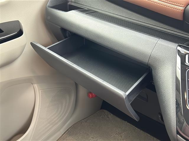 デイズ ボレロ X 禁煙車/ワンオーナー/衝突軽減ブレーキ/車線逸脱警報/ソナー/全周囲カメラ/純正9型ナビ/フルセグTV/ハーフレザーシート/ドライブレコーダー/プッシュスタート/スマートキー/スペアキ/純14inAW(28枚目)