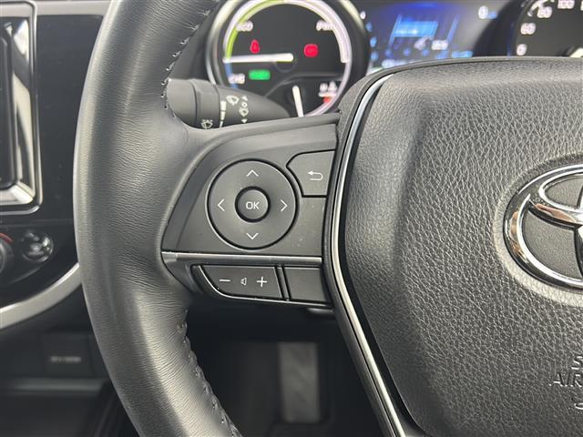 カムリ G トヨタセーフティーセンス/車線逸脱支援/衝突軽減/RCC/ソナー/社外7型ナビ/フルセグTV/バックカメラ/純ETC/LEDヘッドライト/LEDフォグライト/スペアキー/純17inAW/純フロアマット(6枚目)