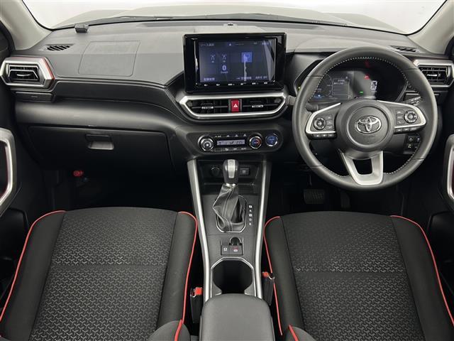 ライズ Ｚ　禁煙車　パノラミックビューモニター　純正９型ナビ　シートヒーター　フルセグＴＶ　前後ドライブレコーダー　ＢＳＭ　ＥＴＣ　電動パーキングブレーキ　オートホールド　クリアランスソナー　ＬＥＤライト（2枚目）