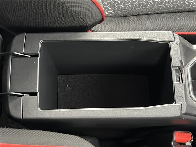 ライズ Ｚ　禁煙車　パノラミックビューモニター　純正９型ナビ　シートヒーター　フルセグＴＶ　前後ドライブレコーダー　ＢＳＭ　ＥＴＣ　電動パーキングブレーキ　オートホールド　クリアランスソナー　ＬＥＤライト（31枚目）