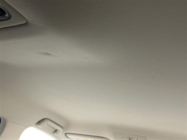 IS IS300h 禁煙車 レーダークルーズコントロール クリアランスソナー 純正ナビ BSM シートヒーター ステアリングヒーター フルセグTV パドルシフト GPSレーダー LEDライト オートハイビーム(35枚目)