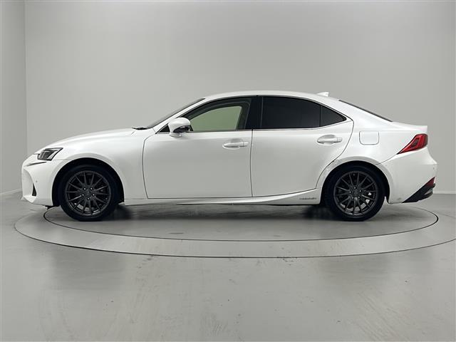 IS IS300h 禁煙車 レーダークルーズコントロール クリアランスソナー 純正ナビ BSM シートヒーター ステアリングヒーター フルセグTV パドルシフト GPSレーダー LEDライト オートハイビーム(39枚目)