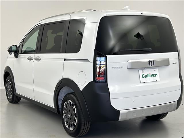 フリード e:HEVクロスター 登録済未使用車/車線逸脱抑制機能/ACC/メーカーOPナビ/バックカメラ/フルセグ/両側パワースライドドア/ハーフレザーシート/シートヒーター/LEDヘッドライト/純正15インチAW/ワイパーデアイサ(20枚目)