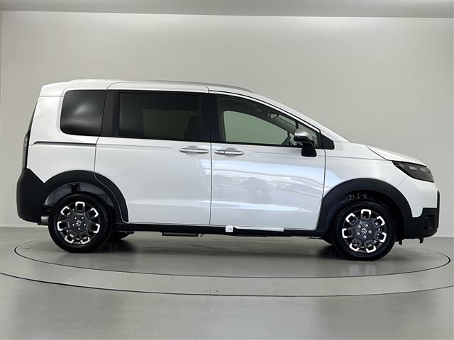 フリード e:HEVクロスター 登録済未使用車/車線逸脱抑制機能/ACC/メーカーOPナビ/バックカメラ/フルセグ/両側パワースライドドア/ハーフレザーシート/シートヒーター/LEDヘッドライト/純正15インチAW/ワイパーデアイサ(38枚目)