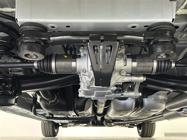 フリード e:HEVクロスター 登録済未使用車/車線逸脱抑制機能/ACC/メーカーOPナビ/バックカメラ/フルセグ/両側パワースライドドア/ハーフレザーシート/シートヒーター/LEDヘッドライト/純正15インチAW/ワイパーデアイサ(43枚目)