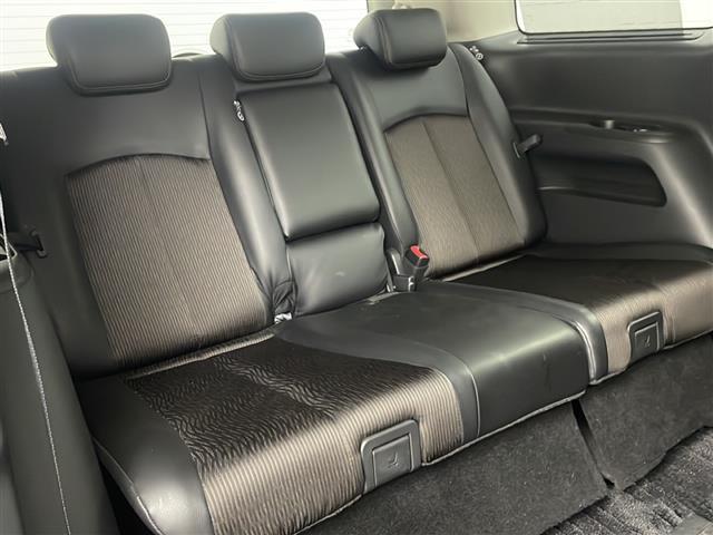 エルグランド 250ハイウェイスター 禁煙車/純正ナビ/後席モニター/全周囲カメラ/両側電動スライドドア/ETC/フルセグ/クルーズコントロール/クリアランスソナー/100v電源/ハーフレザーシート/オートライト/オートエアコン(15枚目)