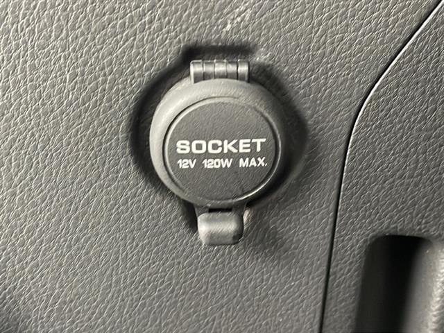 エルグランド 250ハイウェイスター 禁煙車/純正ナビ/後席モニター/全周囲カメラ/両側電動スライドドア/ETC/フルセグ/クルーズコントロール/クリアランスソナー/100v電源/ハーフレザーシート/オートライト/オートエアコン(28枚目)