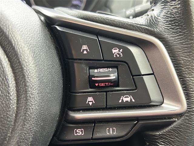 インプレッサスポーツ 2.0i-Sアイサイト 禁煙車/純正8型ナビ/STIフロントエアロ/バックカメラ/ETC/フルセグ/衝突軽減/前席パワーシート/レーダークルーズコントロール/パドルシフト/スマートキー/オートライト/オートエアコン(7枚目)