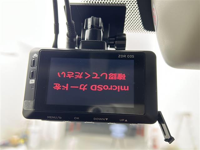 インプレッサスポーツ 2.0i-Sアイサイト 禁煙車/純正8型ナビ/STIフロントエアロ/バックカメラ/ETC/フルセグ/衝突軽減/前席パワーシート/レーダークルーズコントロール/パドルシフト/スマートキー/オートライト/オートエアコン(8枚目)