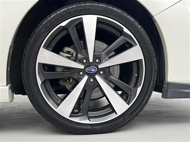 インプレッサスポーツ 2.0i-Sアイサイト 禁煙車/純正8型ナビ/STIフロントエアロ/バックカメラ/ETC/フルセグ/衝突軽減/前席パワーシート/レーダークルーズコントロール/パドルシフト/スマートキー/オートライト/オートエアコン(16枚目)
